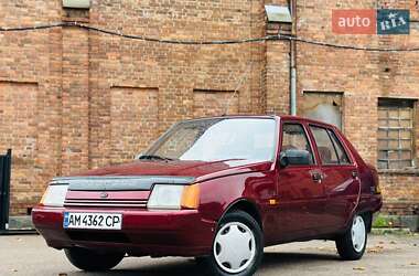 Ліфтбек ЗАЗ 1103 Славута 2001 в Житомирі