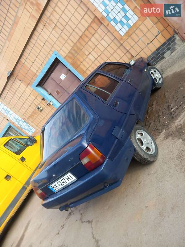 Лифтбек ЗАЗ 1103 Славута 2005 в Славуте