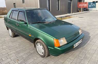 Лифтбек ЗАЗ 1103 Славута 2004 в Хмельницком