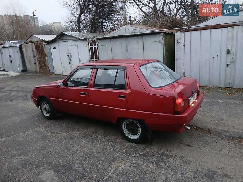 Лифтбек ЗАЗ 1103 Славута 2007 в Кременчуге