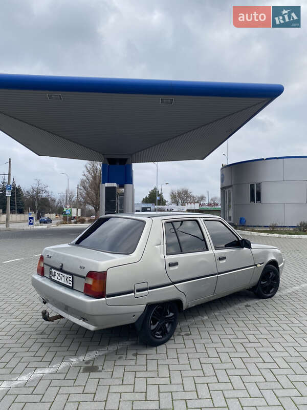 Лифтбек ЗАЗ 1103 Славута 2007 в Запорожье