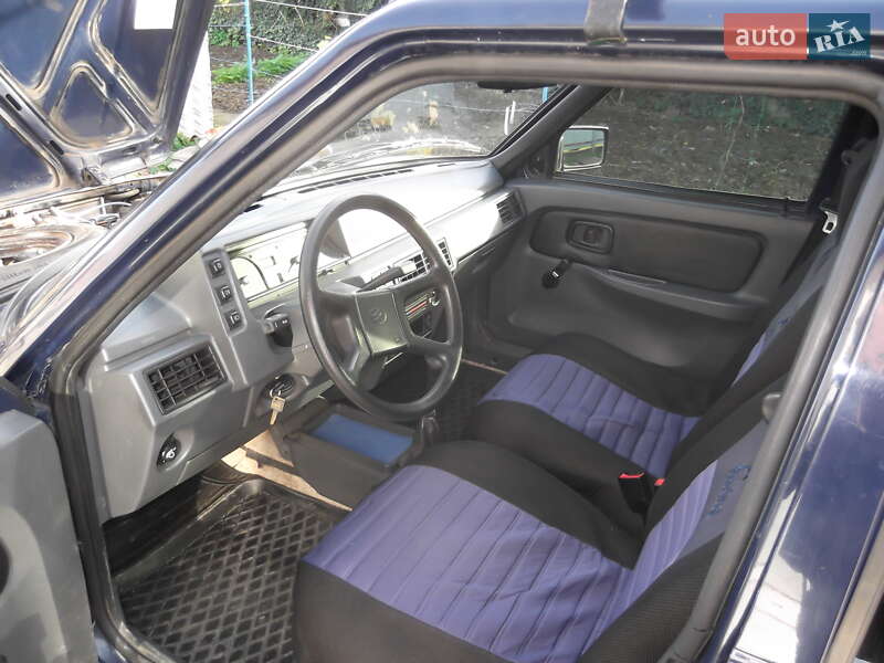 Ліфтбек ЗАЗ 1103 Славута 2004 в Ізмаїлі фото 5 Ліфтбек ЗАЗ 1103 Славута 2004 в Ізмаїлі