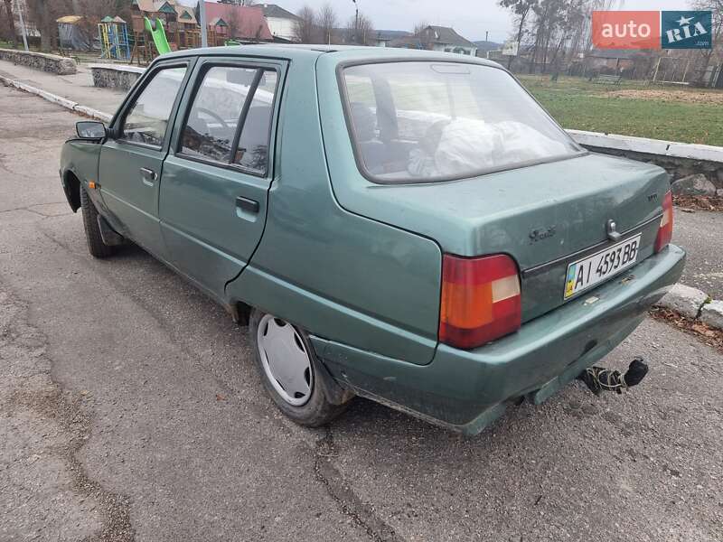 Лифтбек ЗАЗ 1103 Славута 2007 в Тараще фото 3 Лифтбек ЗАЗ 1103 Славута 2007 в Тараще