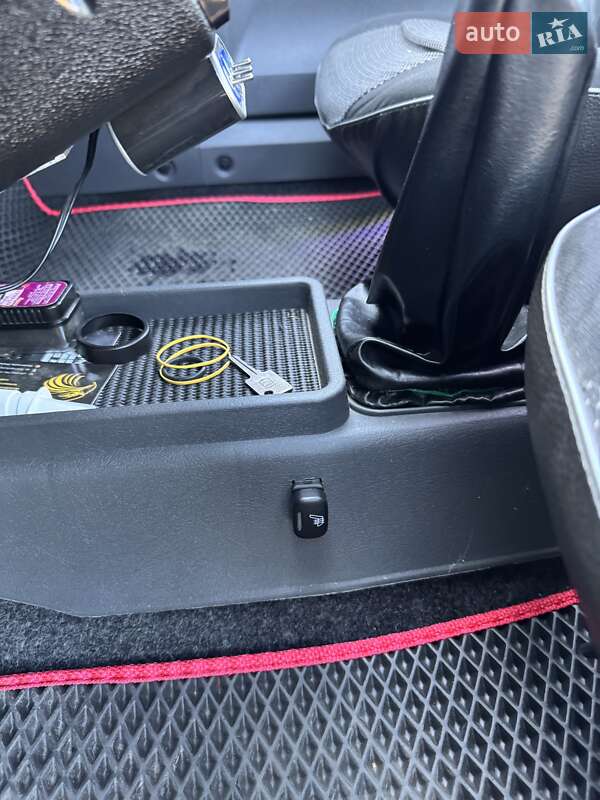 Лифтбек ЗАЗ 1103 Славута 2005 в Харькове фото 14 Лифтбек ЗАЗ 1103 Славута 2005 в Харькове