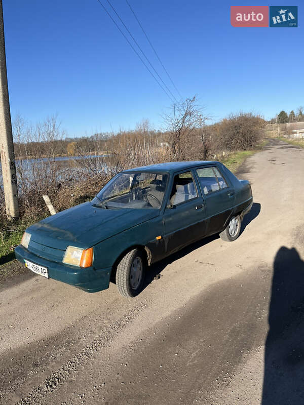 Лифтбек ЗАЗ 1103 Славута 2006 в Сквире