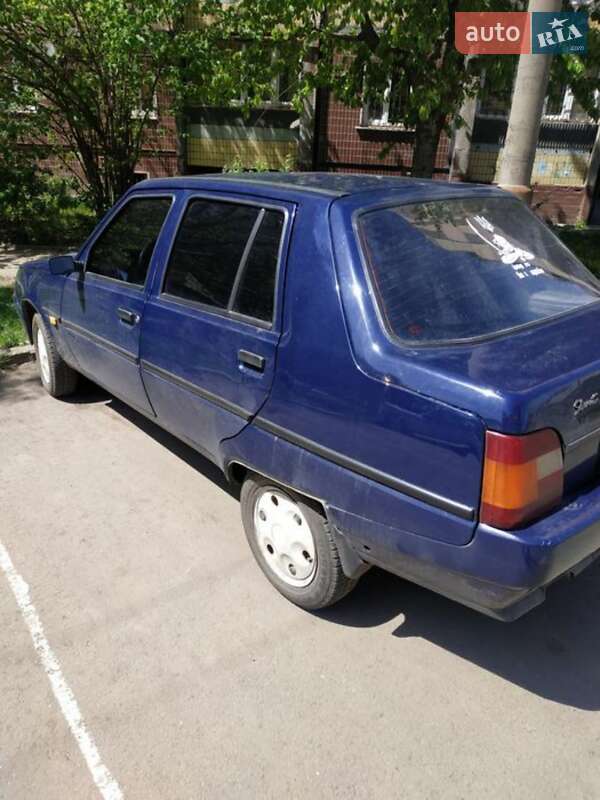 Лифтбек ЗАЗ 1103 Славута 2006 в Кривом Роге