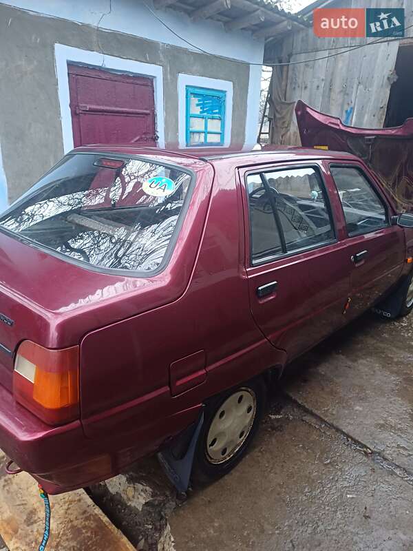 Лифтбек ЗАЗ 1103 Славута 2000 в Хмельницком