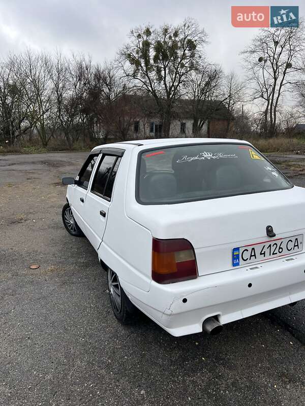 Ліфтбек ЗАЗ 1103 Славута 2003 в Чигирину