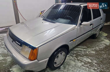 Лифтбек ЗАЗ 1103 Славута 2005 в Ромнах