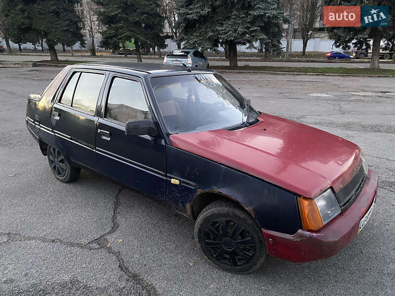 Ліфтбек ЗАЗ 1103 Славута 2000 в Дніпрі