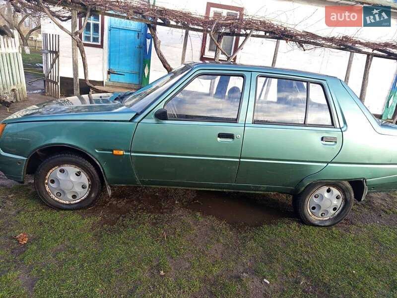 Ліфтбек ЗАЗ 1103 Славута 2006 в Камені-Каширському