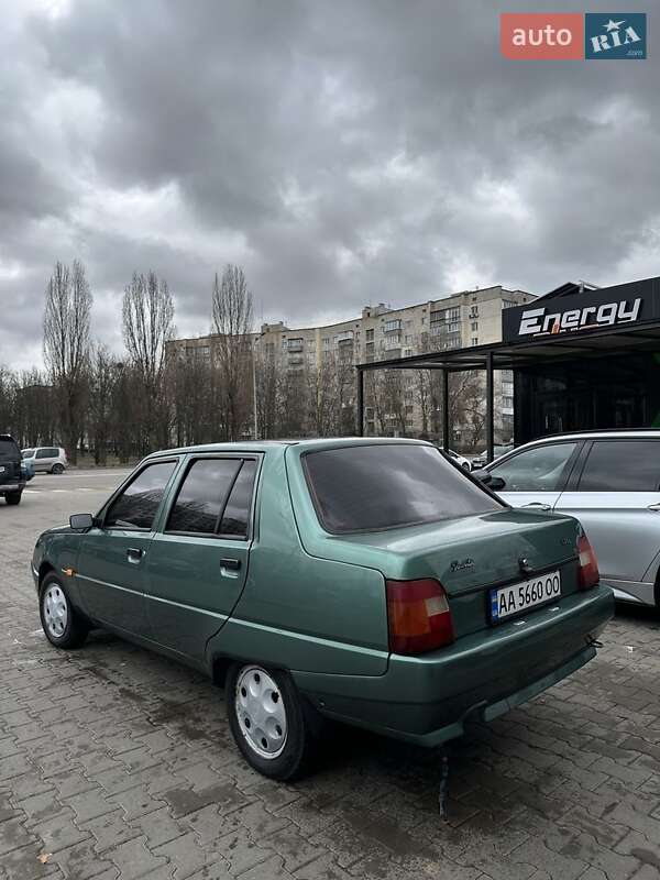 Ліфтбек ЗАЗ 1103 Славута 2007 в Софіївській Борщагівці