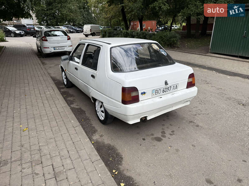 Лифтбек ЗАЗ 1103 Славута 2005 в Тернополе