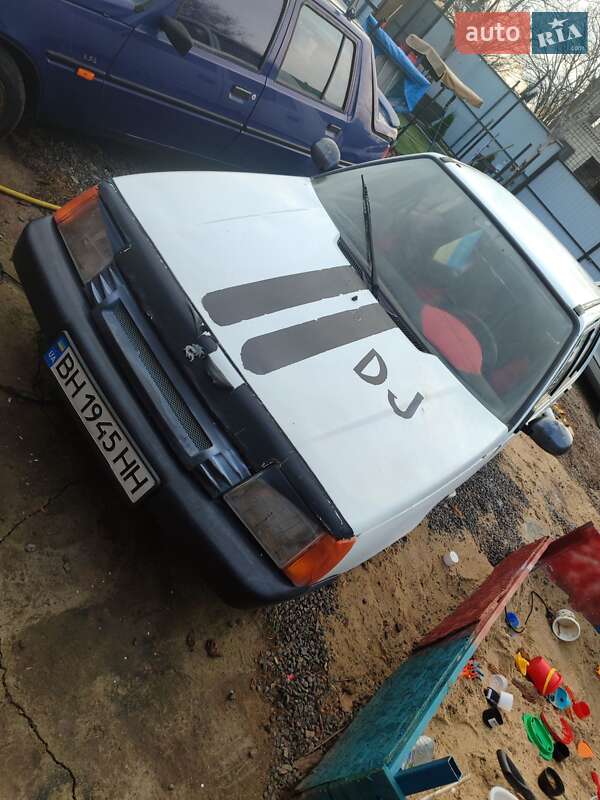 Лифтбек ЗАЗ 1103 Славута 2005 в Одессе фото Лифтбек ЗАЗ 1103 Славута 2005 в Одессе