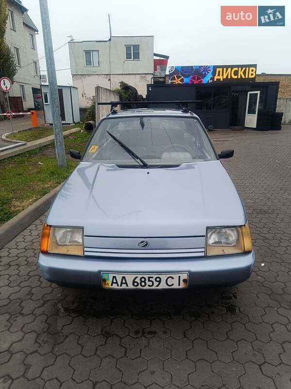 Ліфтбек ЗАЗ 1103 Славута 2006 в Києві