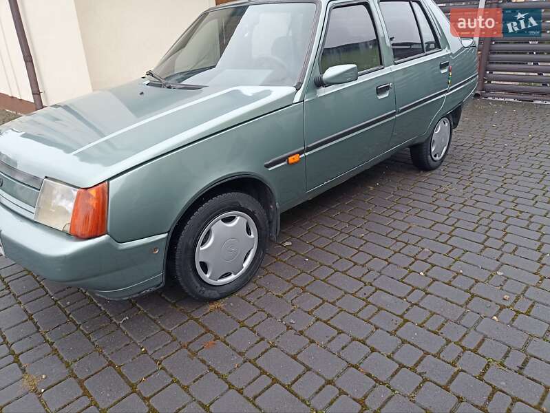 Ліфтбек ЗАЗ 1103 Славута 2008 в Хмельницькому фото 2 Ліфтбек ЗАЗ 1103 Славута 2008 в Хмельницькому