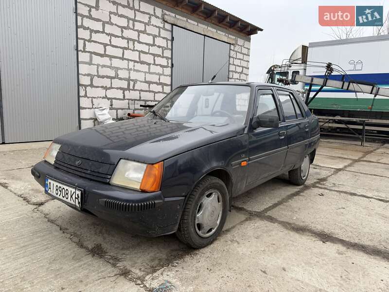 ЗАЗ 1103 Славута 2001