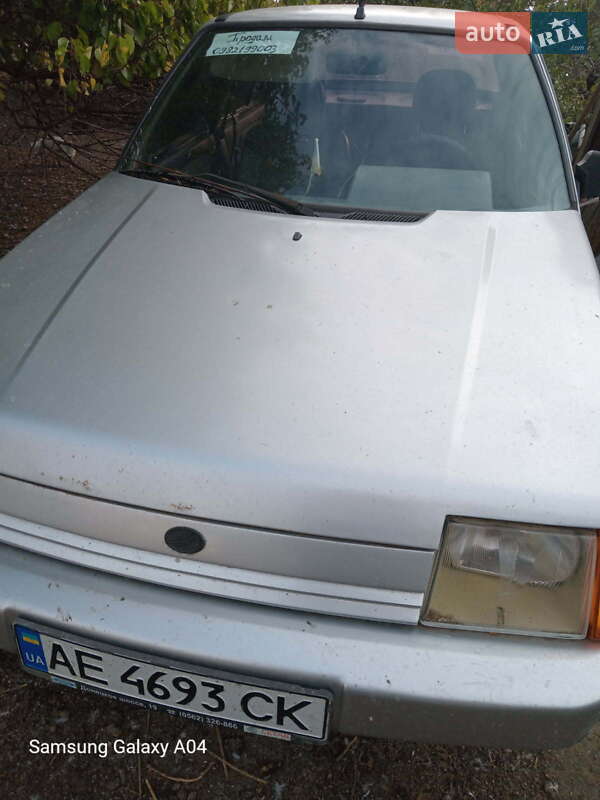 Лифтбек ЗАЗ 1103 Славута 2003 в Днепре