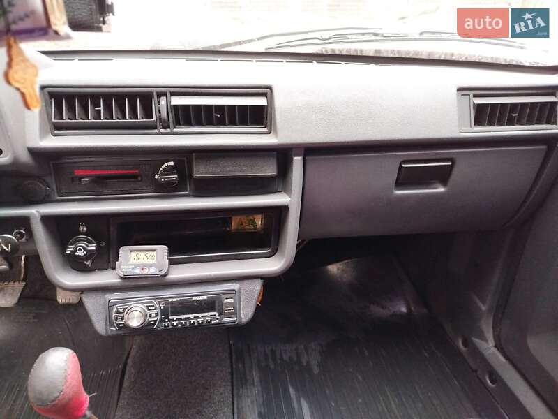 Лифтбек ЗАЗ 1103 Славута 2004 в Кривом Роге фото 15 Лифтбек ЗАЗ 1103 Славута 2004 в Кривом Роге