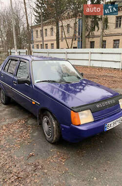 Лифтбек ЗАЗ 1103 Славута 2004 в Городке