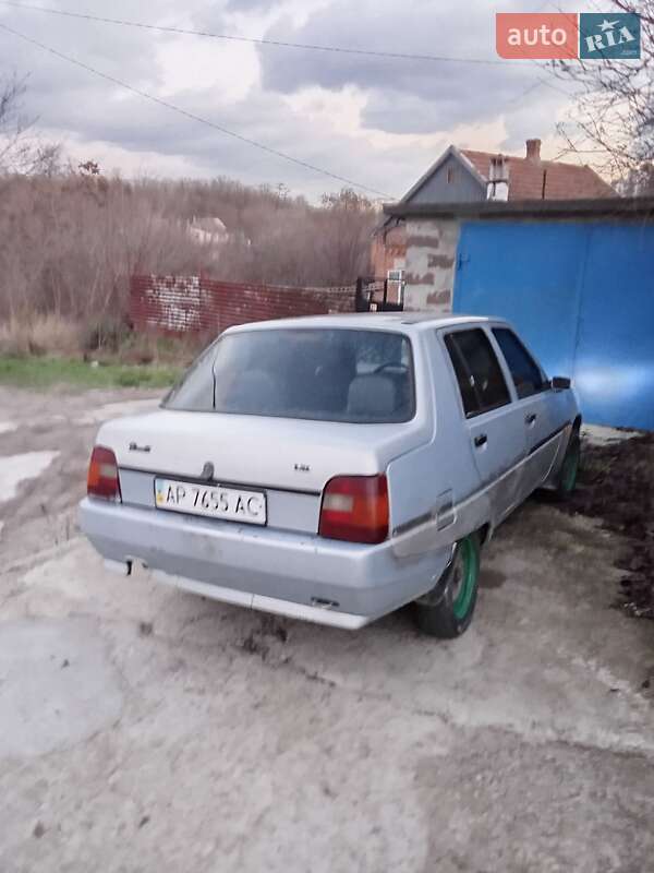 Лифтбек ЗАЗ 1103 Славута 2005 в Запорожье фото 7 Лифтбек ЗАЗ 1103 Славута 2005 в Запорожье