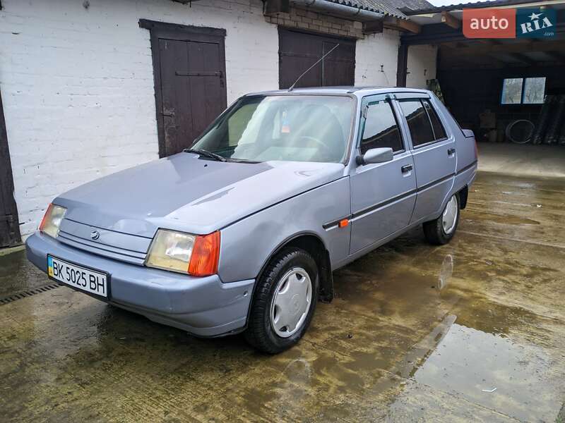 ЗАЗ 1103 Славута 2010 ЗАЗ 1103 Славута 2010