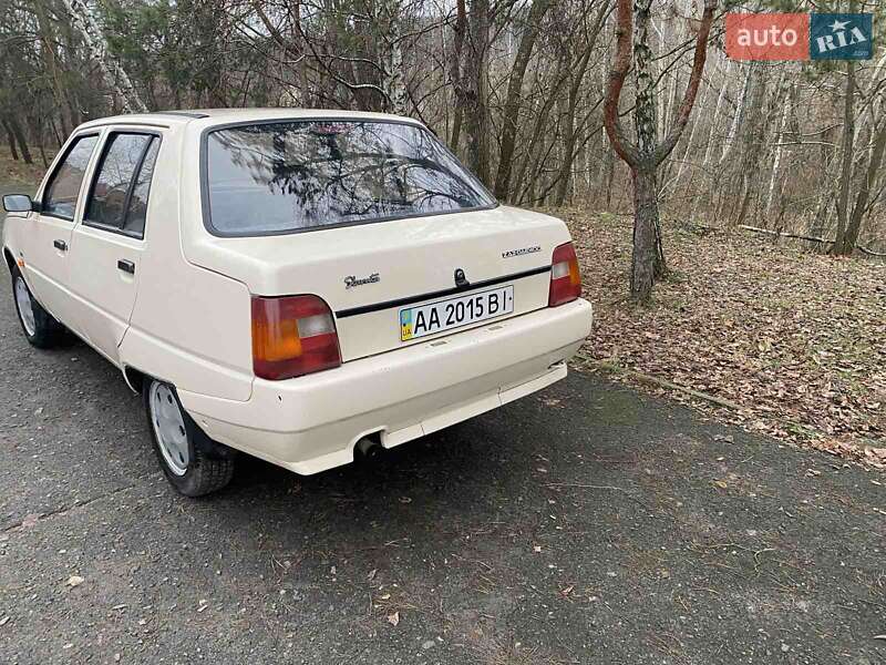 ЗАЗ 1103 Славута 2003