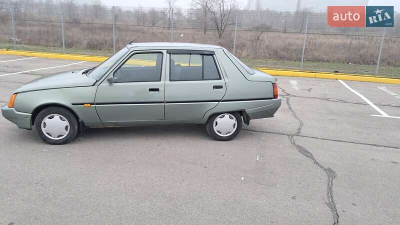 ЗАЗ 1103 Славута 2009