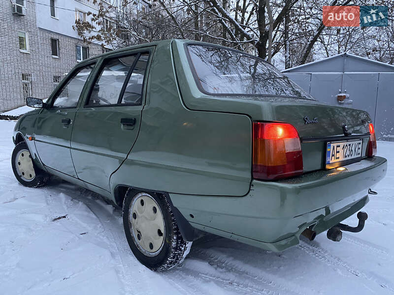 Лифтбек ЗАЗ 1103 Славута 2010 в Днепре фото 3 Лифтбек ЗАЗ 1103 Славута 2010 в Днепре