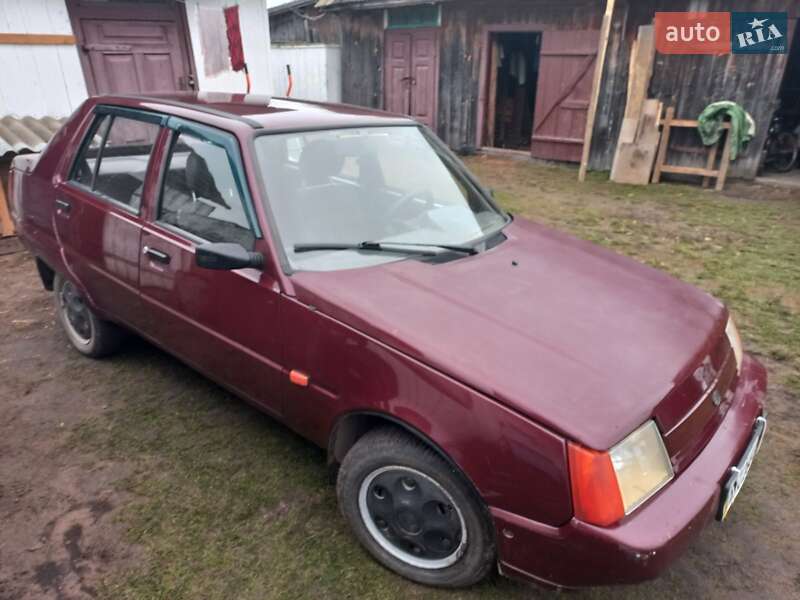 Лифтбек ЗАЗ 1103 Славута 2007 в Дубно