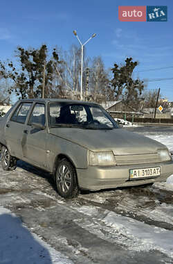 Лифтбек ЗАЗ 1103 Славута 2006 в Киеве