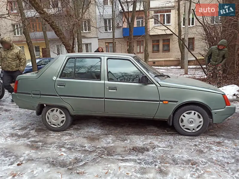 ЗАЗ 1103 Славута 2009