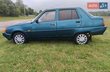 Лифтбек ЗАЗ 1103 Славута 2000 в Вишневце