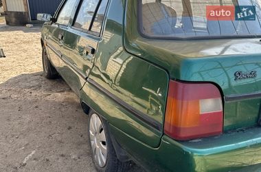 Лифтбек ЗАЗ 1103 Славута 2002 в Запорожье