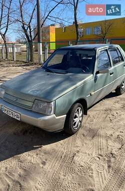 Лифтбек ЗАЗ 1103 Славута 2006 в Киеве