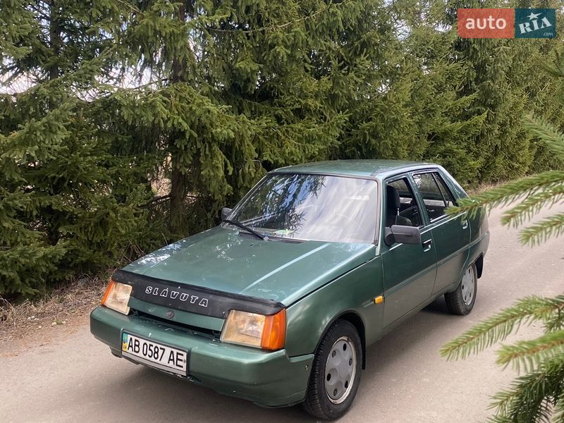 Лифтбек ЗАЗ 1103 Славута 2005 в Виннице