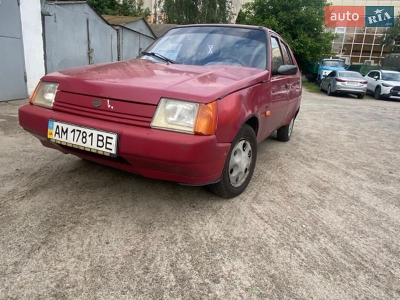 Лифтбек ЗАЗ 1103 Славута 2003 в Житомире