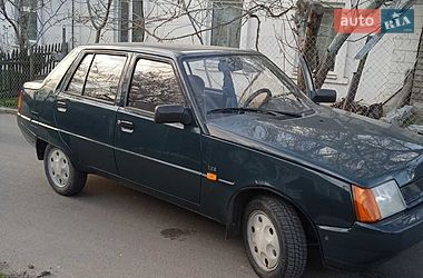 Лифтбек ЗАЗ 1103 Славута 2004 в Николаеве