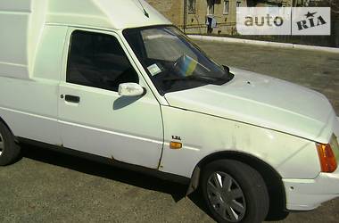 Грузопассажирский фургон ЗАЗ 11055 2004 в 