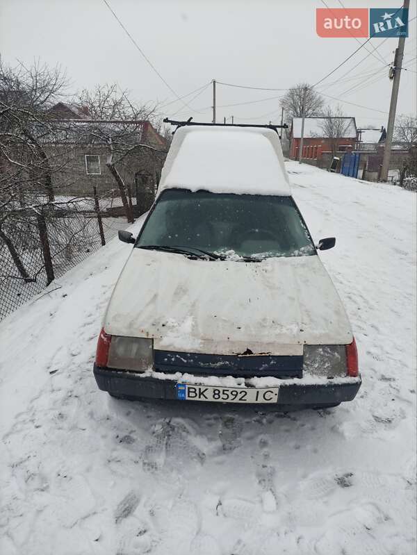 Грузовой фургон ЗАЗ 11055 2010 в 