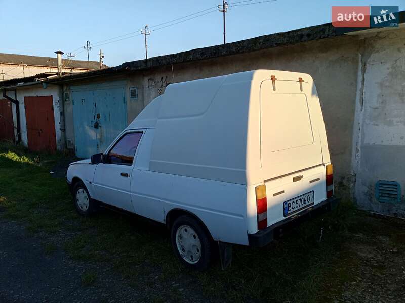 Вантажний фургон ЗАЗ 11055 2004 в Стрию