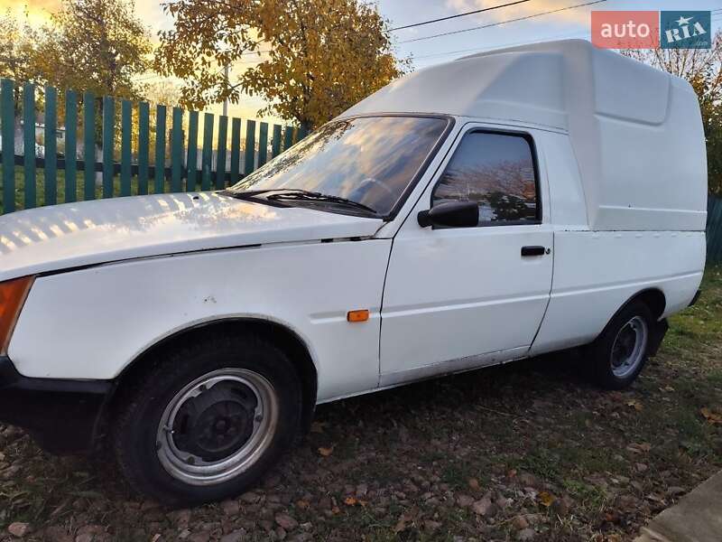 Грузовой фургон ЗАЗ 11055 2004 в Андрушевке фото 2 Грузовой фургон ЗАЗ 11055 2004 в Андрушевке