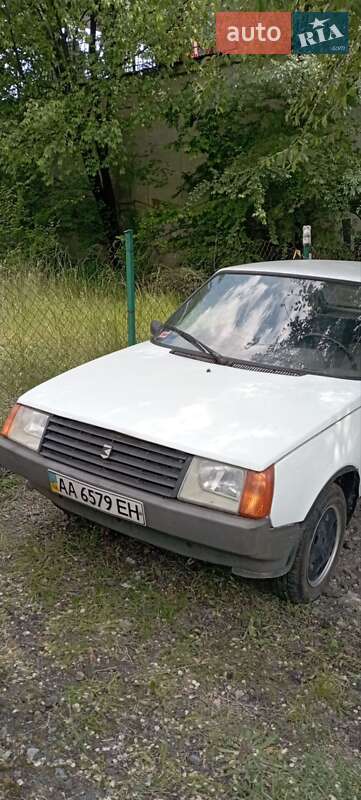 Хэтчбек ЗАЗ 1140 1995 в Киеве