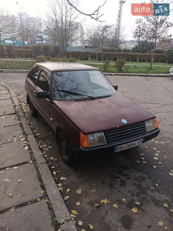 Хэтчбек ЗАЗ 1140 1995 в Южном фото 4 Хэтчбек ЗАЗ 1140 1995 в Южном