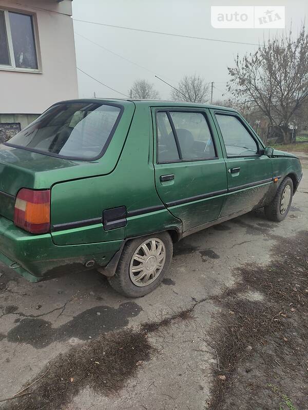 AUTO.RIA – Продам ZAZ 968М 1987 (BI3465EB) бензин 1.2 седан бу в  Кременчуге, цена 1500 $