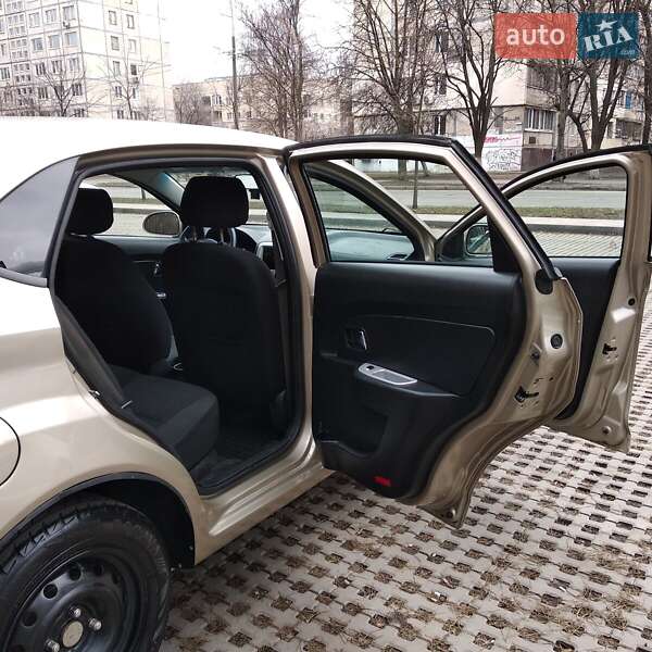 Хэтчбек ЗАЗ Forza 2012 в Киеве