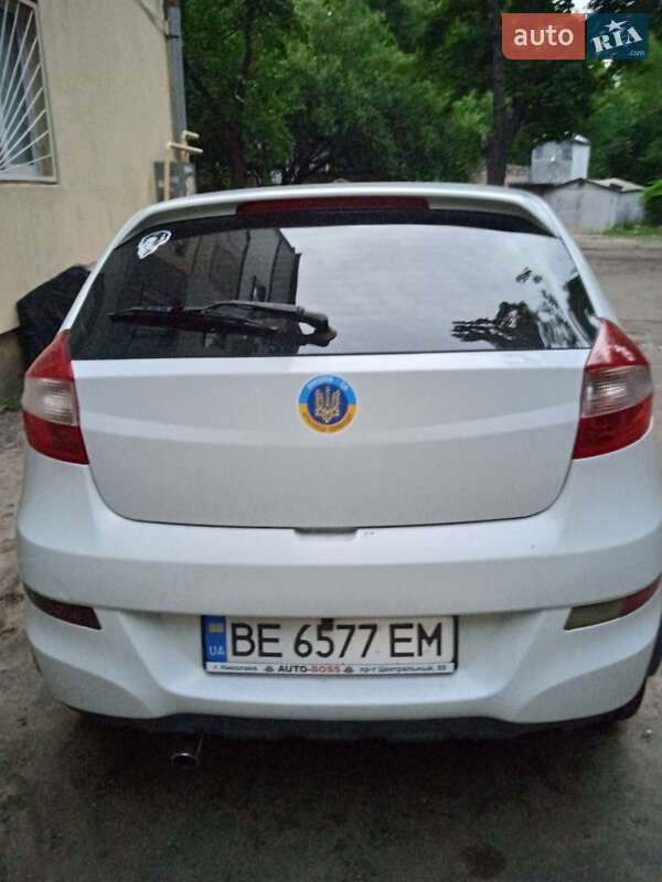 Хэтчбек ЗАЗ Forza 2012 в Николаеве
