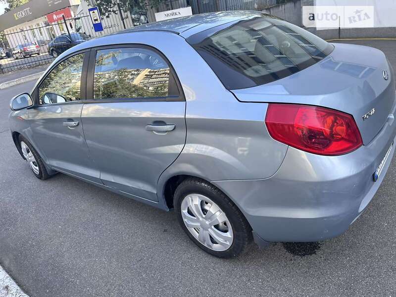 Лифтбек ЗАЗ Forza 2011 в Киеве