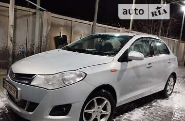 Хэтчбек ЗАЗ Forza 2011 в 