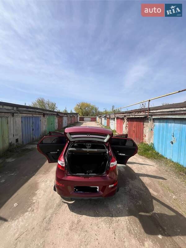 Хэтчбек ЗАЗ Forza 2014 в Харькове